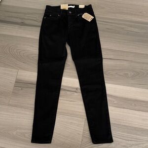 NWT Black Levis 711 Skinny
